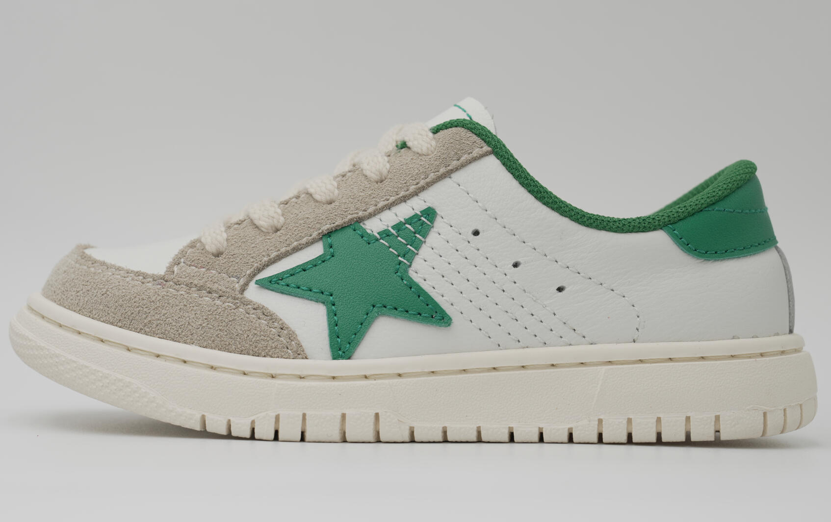 Casual Sneakers / Retro Court Styles